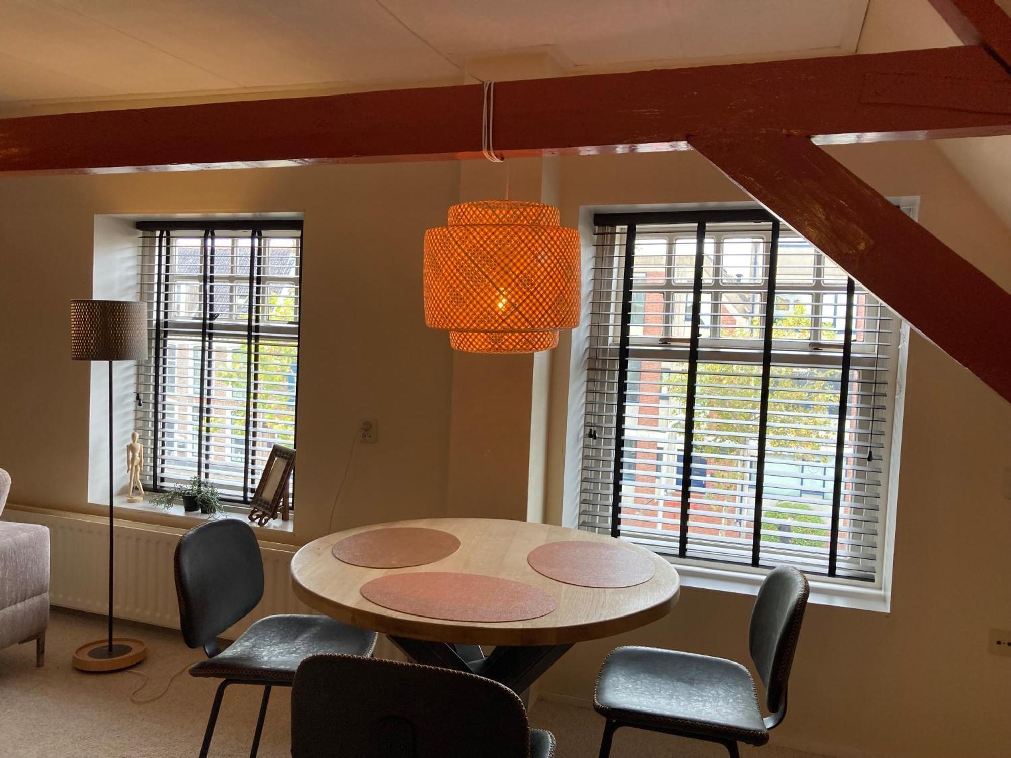 Elegant Appartement In Pakhuis Friesland Centrum Leeuwarden Luaran gambar