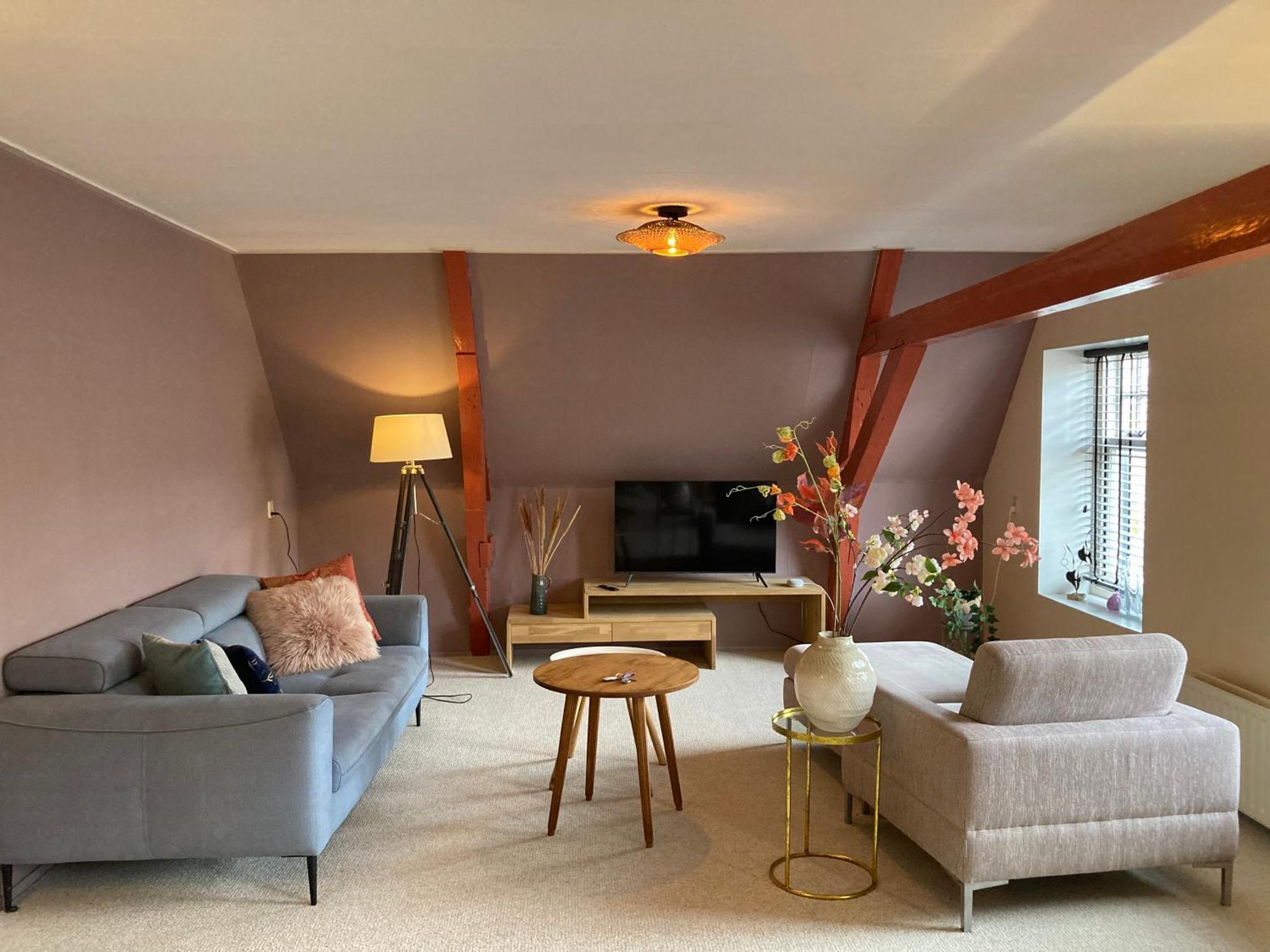 Elegant Appartement In Pakhuis Friesland Centrum Leeuwarden Luaran gambar